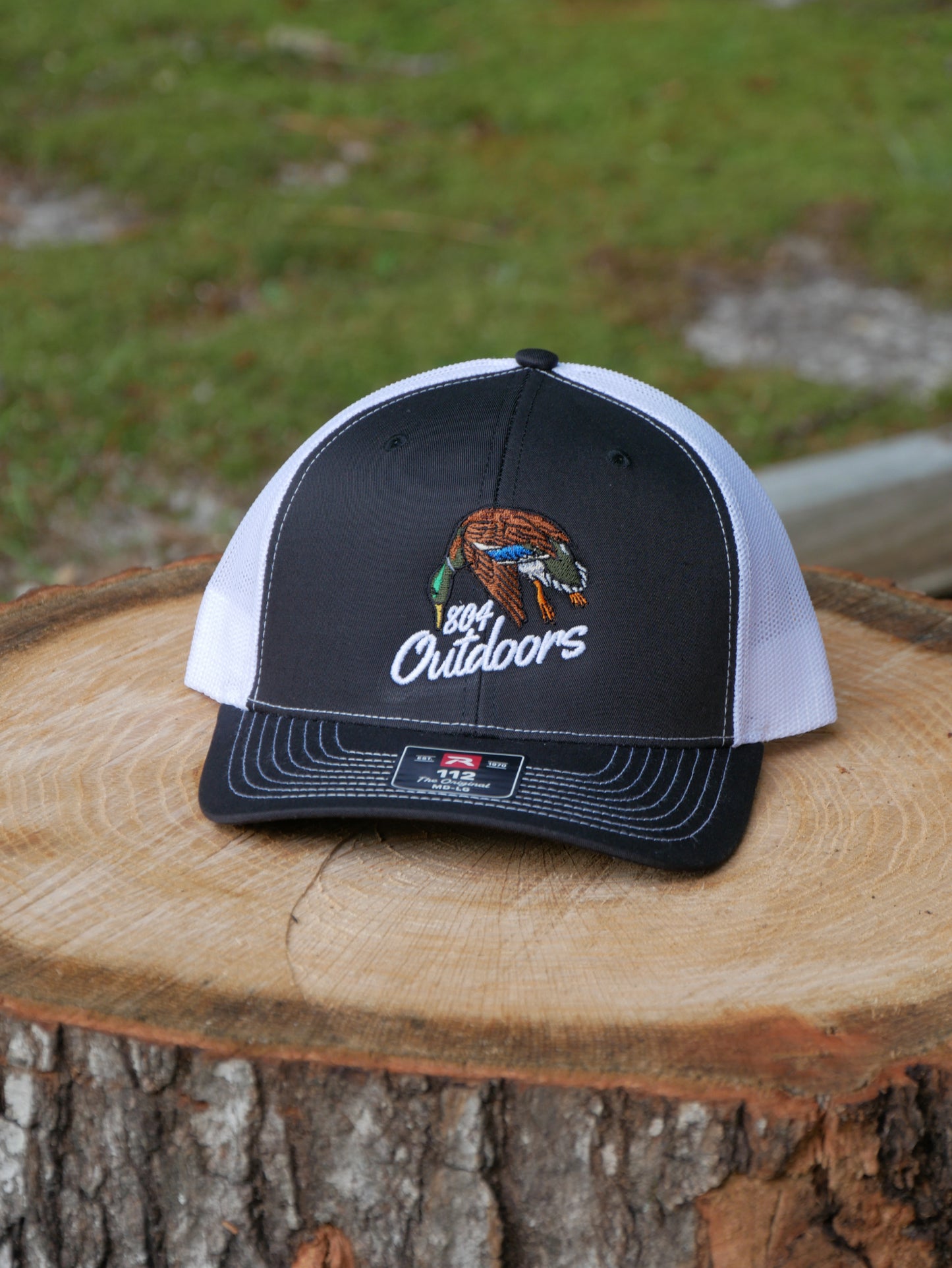 Black / White Trucker 112